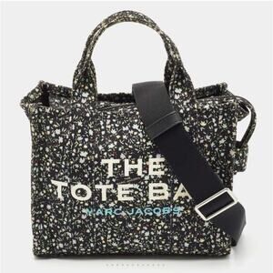 Marc Jacobs Black Canvas Small Distsy Floral The Tote